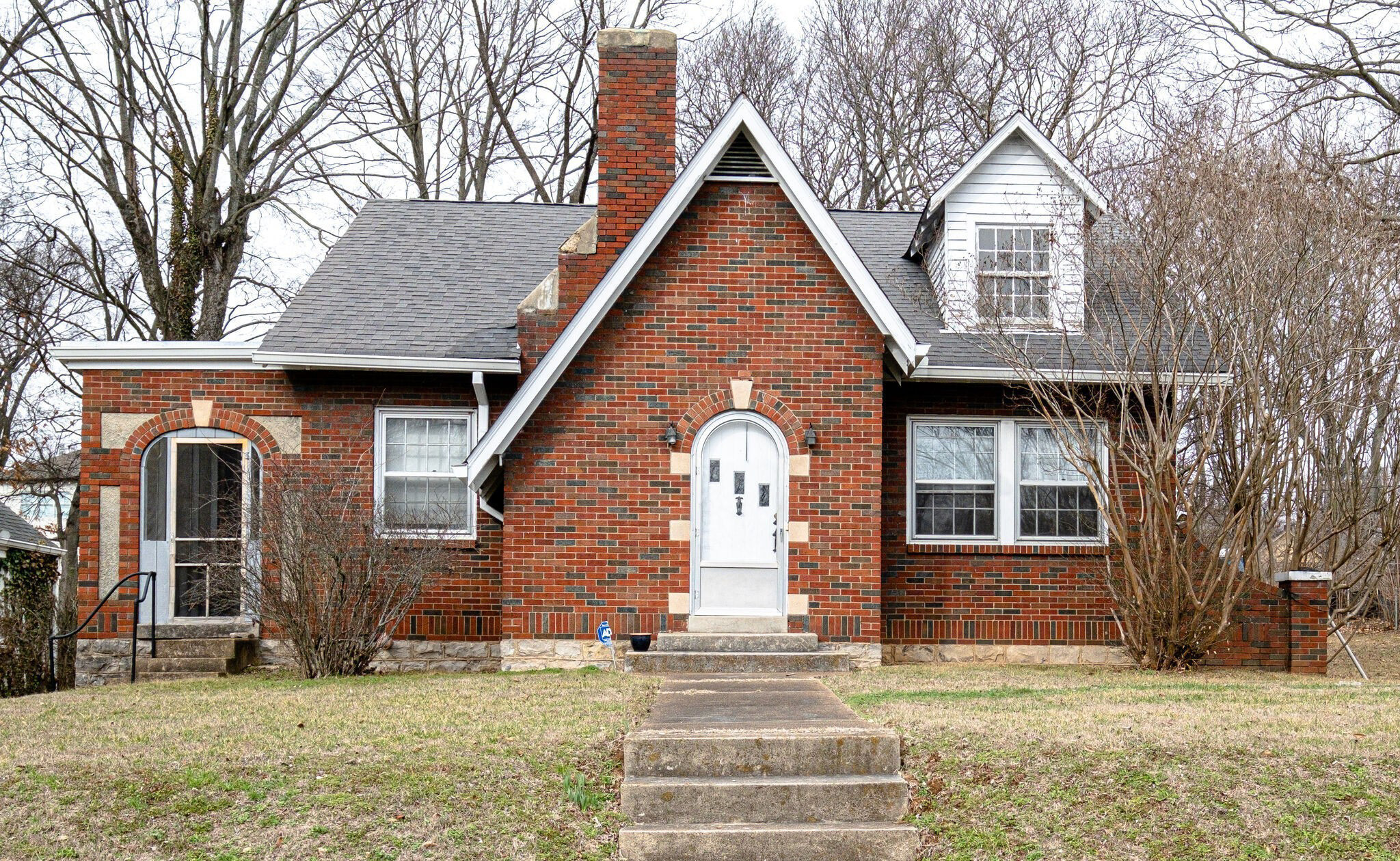 4016 Murphy Road Sylvan Park before renovation